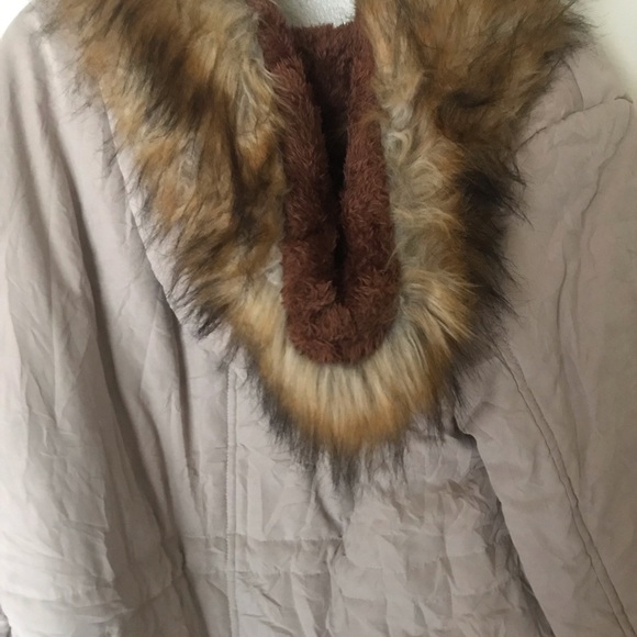 Coat - Picture 2 of 3